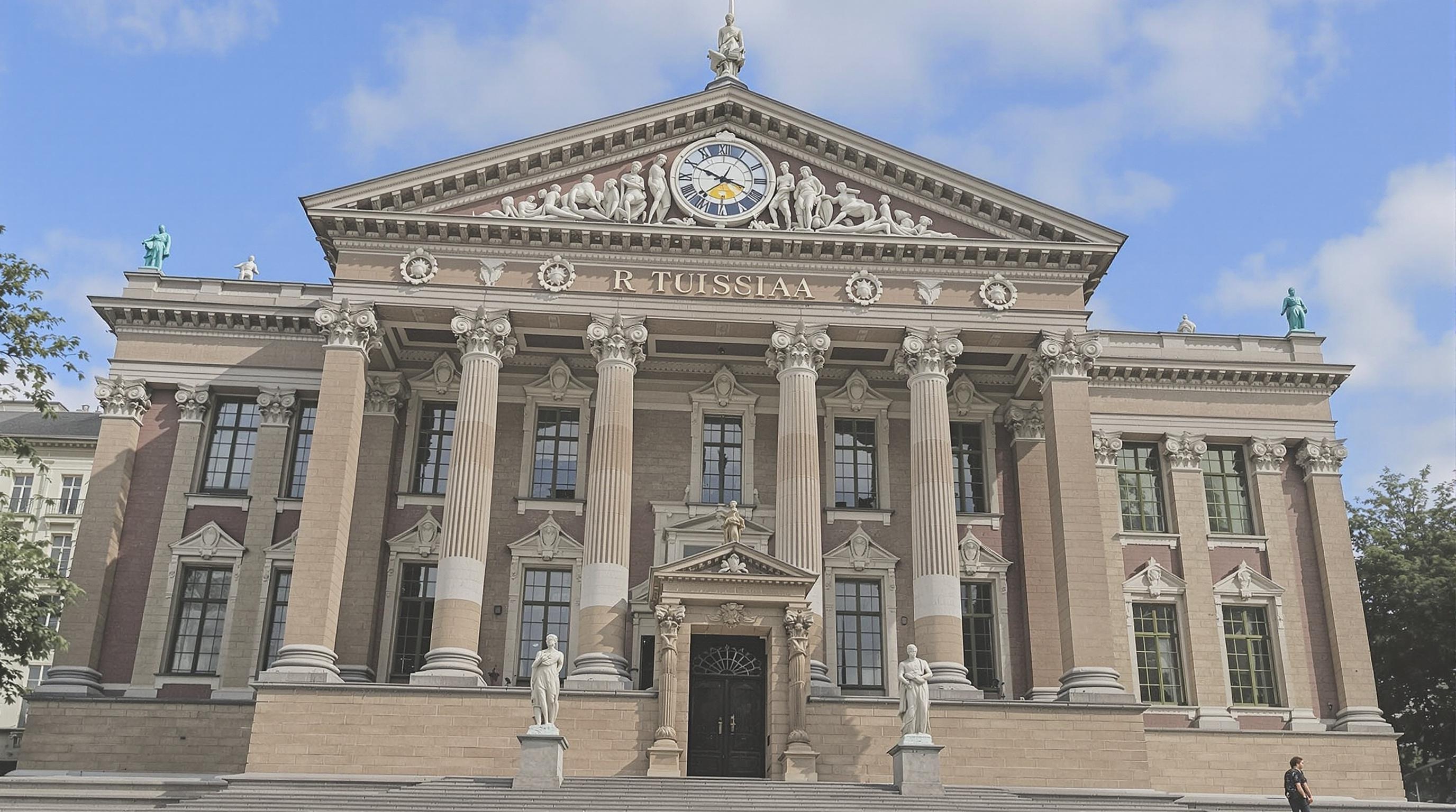 Как закон относится к несовершеннолетним нарушителям: ответственность, наказания и меры профилактики